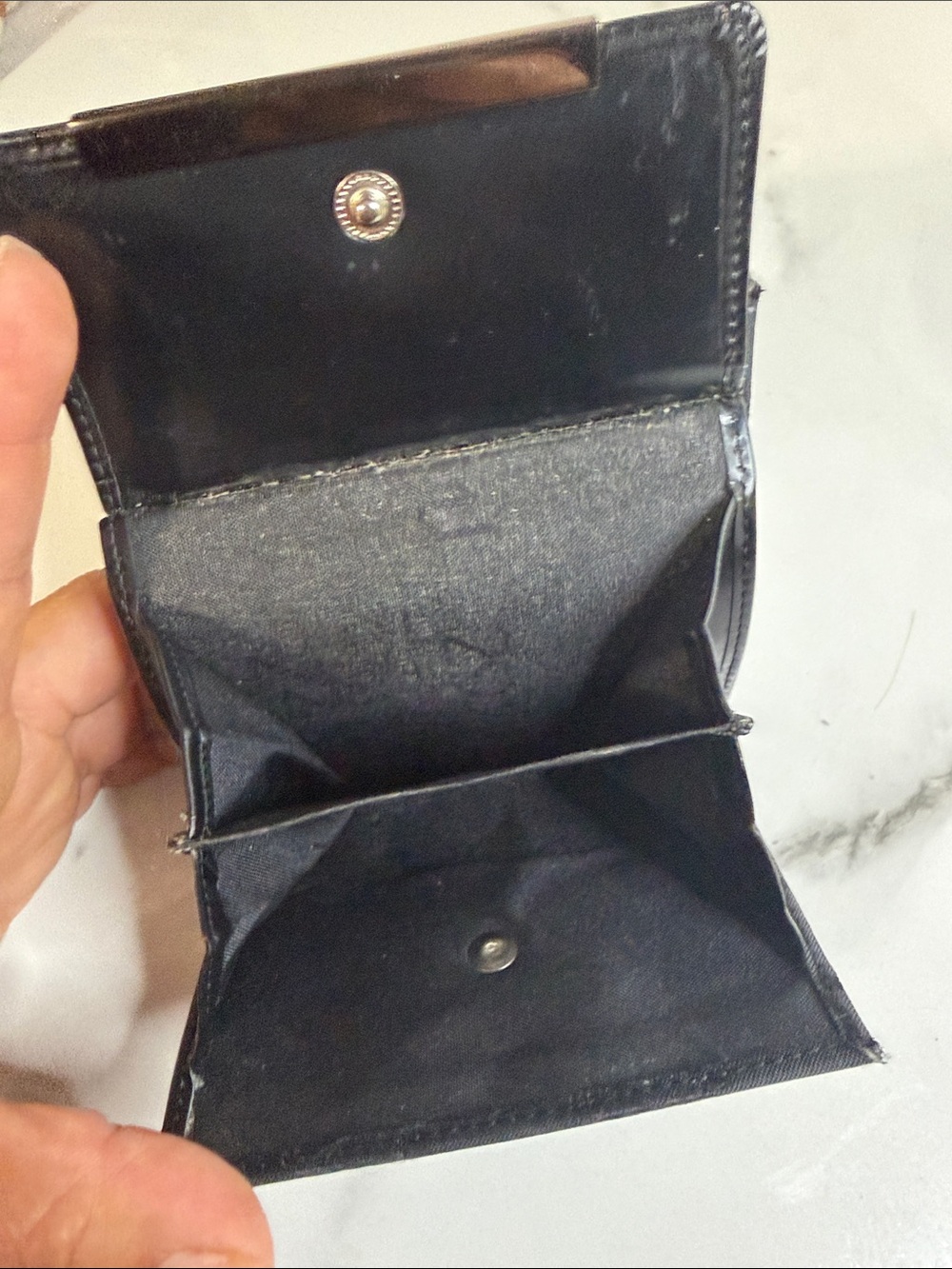 VINTAGE AUTHENTIC GUCCI GG CANVAS BLACK LEATHER BIFOLD WOMENS WALLET ITALY - Picture 5 of 5